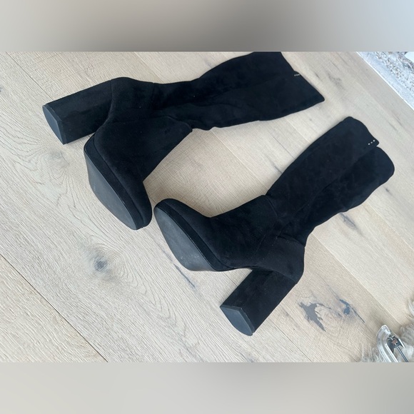 Black suede heeled boots - Picture 6 of 11